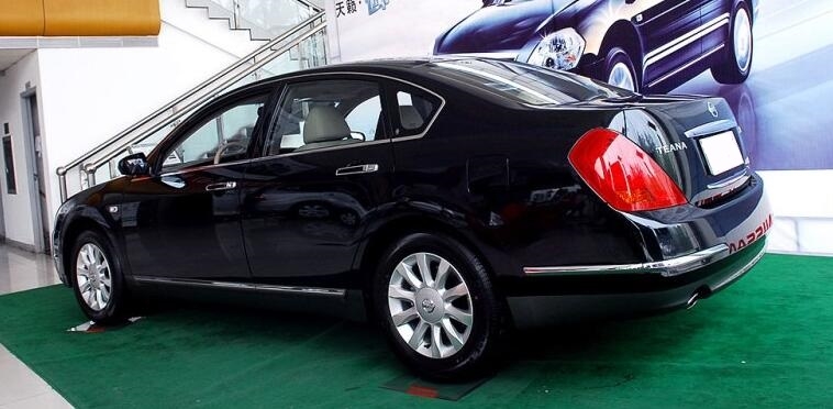 战友家里的老天籁卖我2万多,这个价格亏吗?