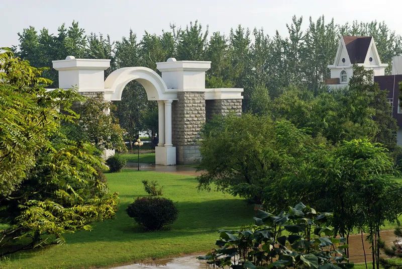 让那熟悉的旋律《绿岛》,带你我推开新学期的大门!