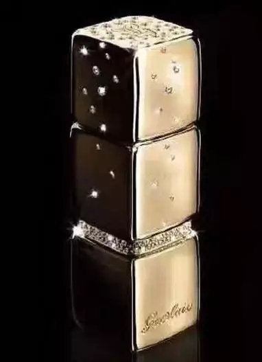 一瓶矿泉水18万,一瓶矿泉水60多亿