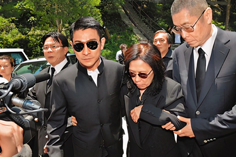 大师刘诗昆,81岁刘诗昆喜得一女