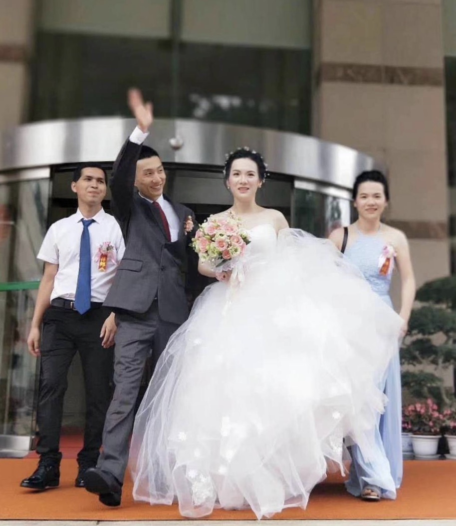 戴建业在儿子婚礼上的致辞,戴建业谈老婆儿子结婚早致辞