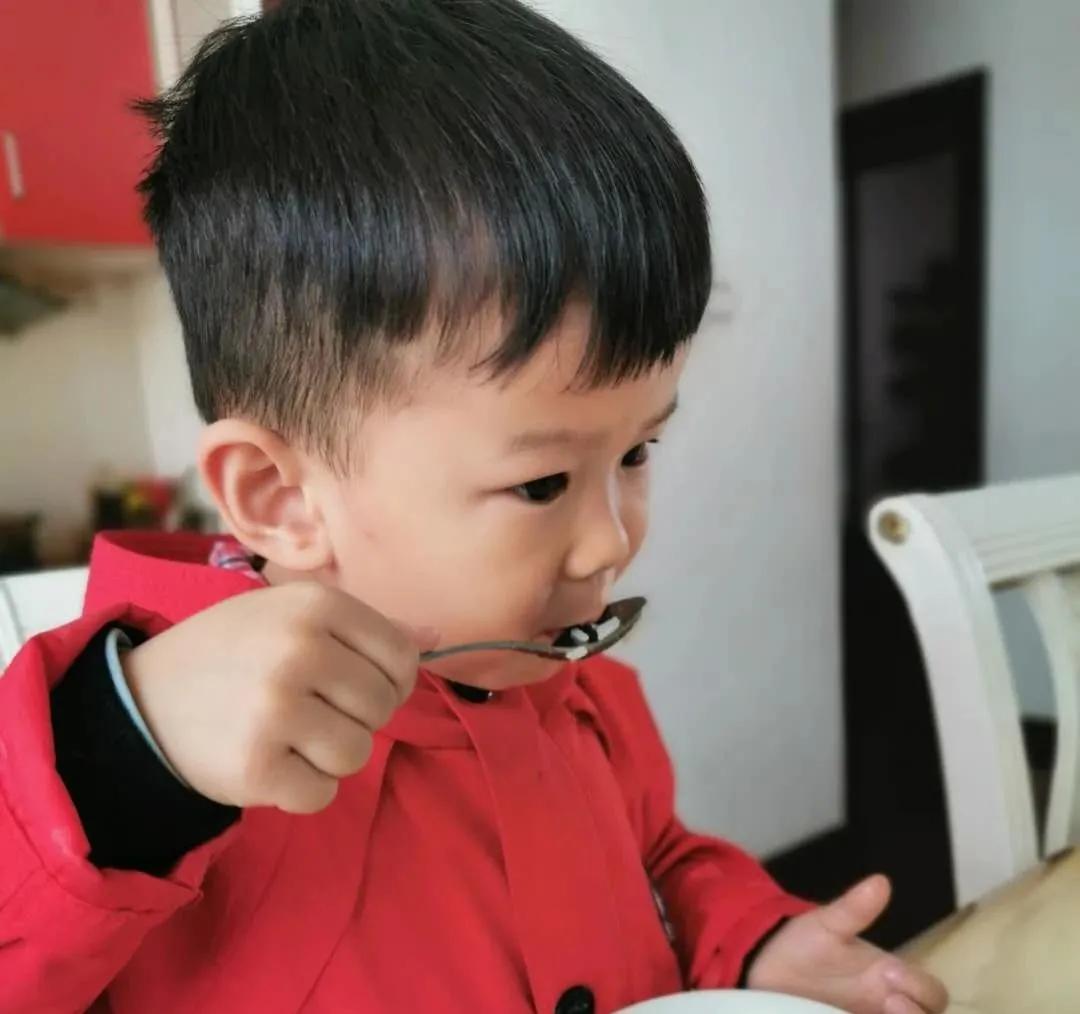 【呱呱叫41】儿童肥胖有哪些危害？3岁女娃被喂至70斤网友怒了！肥胖儿童该如何减重？