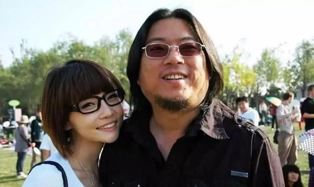 他从清华退学、坐过牢，离过2次婚还被骂感情*子骗**，却让马云赏识