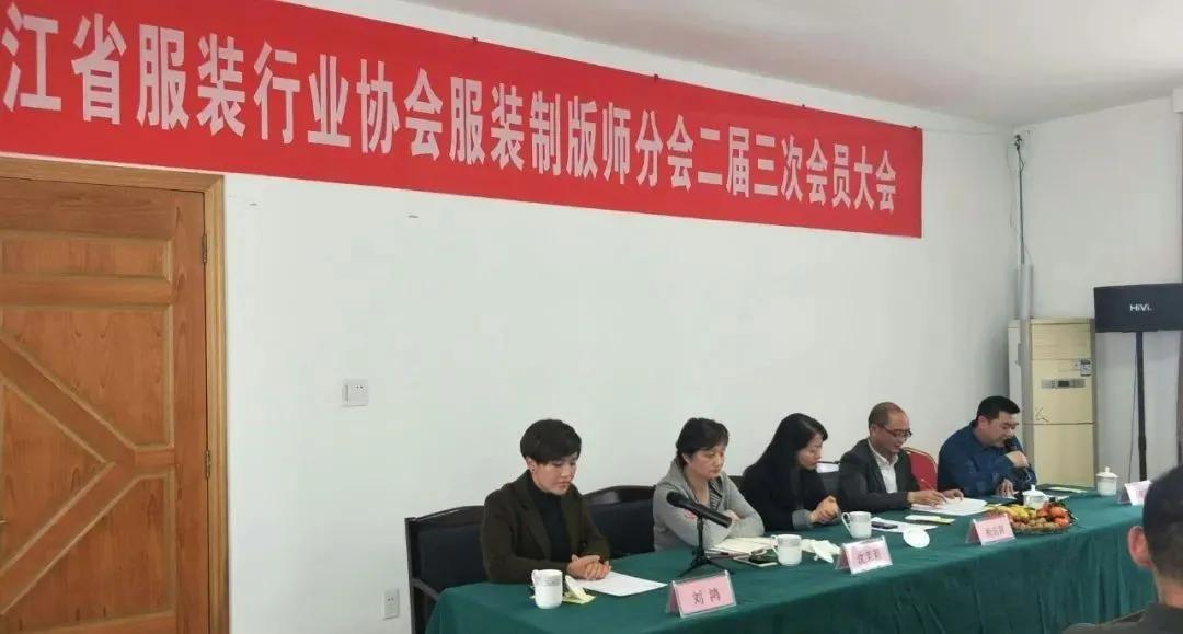 方建强:从普通版师到各大赛裁判员,服装制版师的天花板在哪?