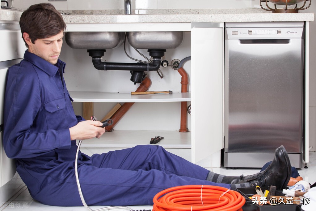 水龙头断在墙里上门维修多少钱,水龙头断在墙里找师傅来修多少钱