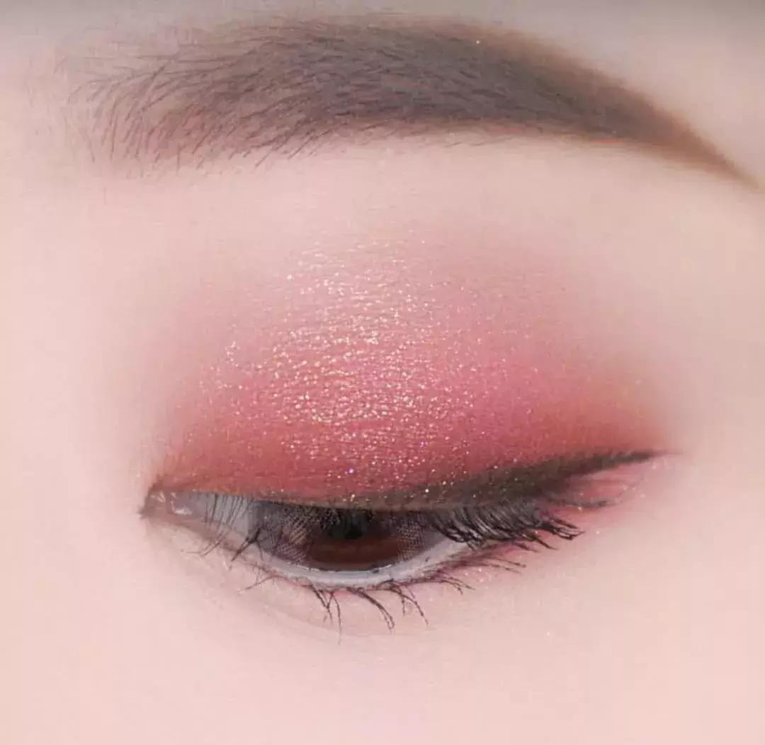 完美日记眼影盘哪个最值得买新手,被完美日记看中