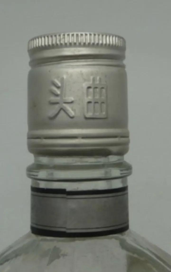 泸州老窖特曲铁盖,80年代泸州老窖特曲铁盖