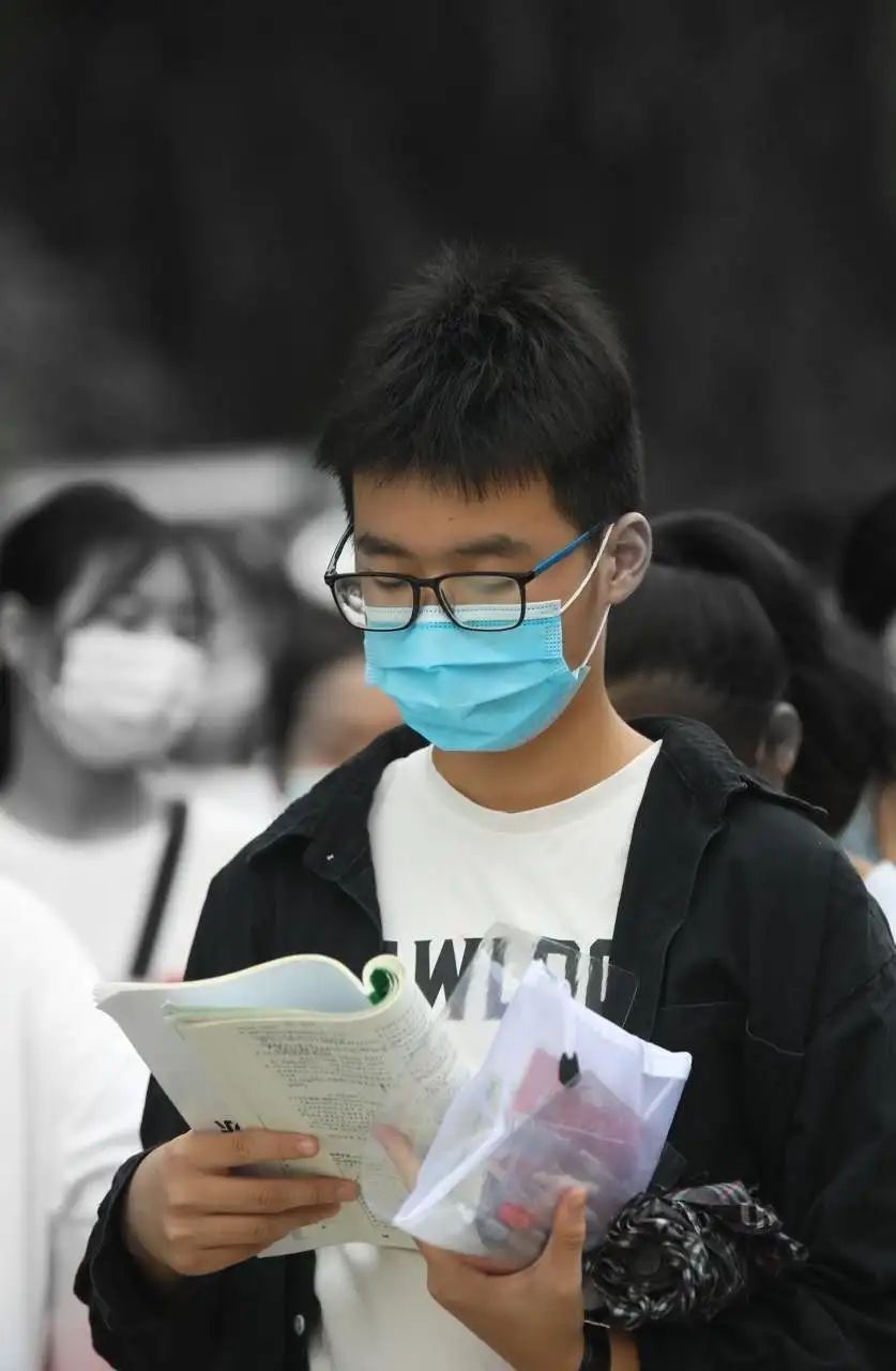 临泉实验中学照片,临泉二中抓拍