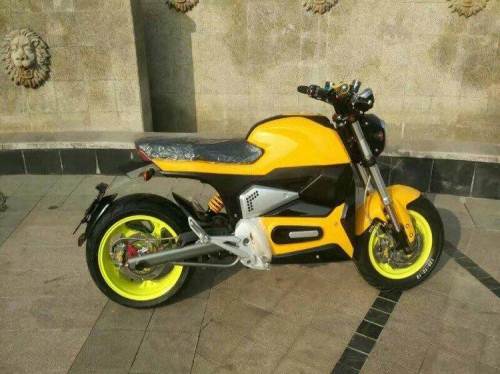 孤独夜里男孩的唯一陪伴，小厂电摩也有的情怀槽车详聊小猴m3！