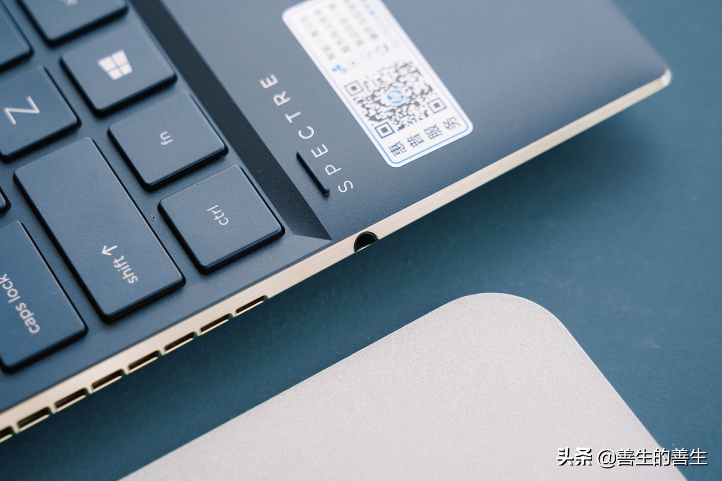 惠普spectrex36015深度测评,跟惠普spectrex360造型一样的笔记本