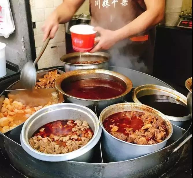 武汉鹿角巷网红店,武汉真正值得去的美食店