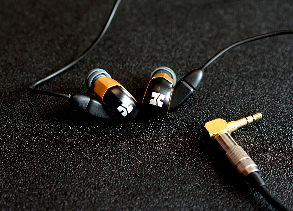 或许是东半球最好的动圈塞皇—HIFIMANRE2000评测