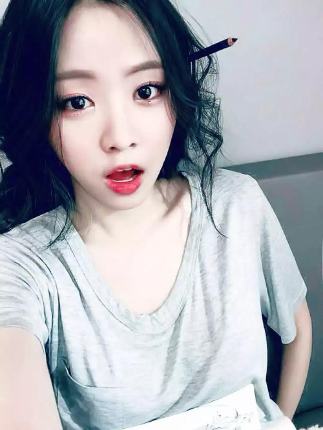 刘亦菲柳岩林允披肩,林允柳岩