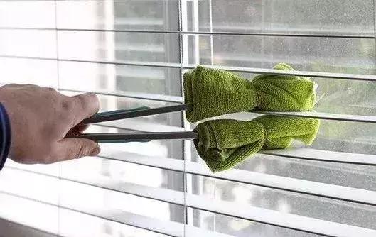 重又大的窗帘该怎么清洗呢,年底大扫除窗帘的清洗小妙招