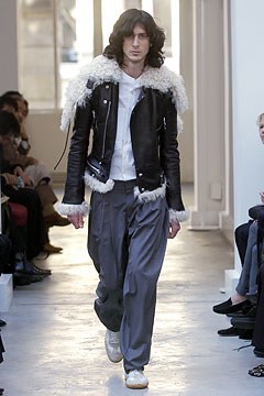 杨幂唐嫣都在穿的鞋子,巴黎世家袜子鞋杨幂同款