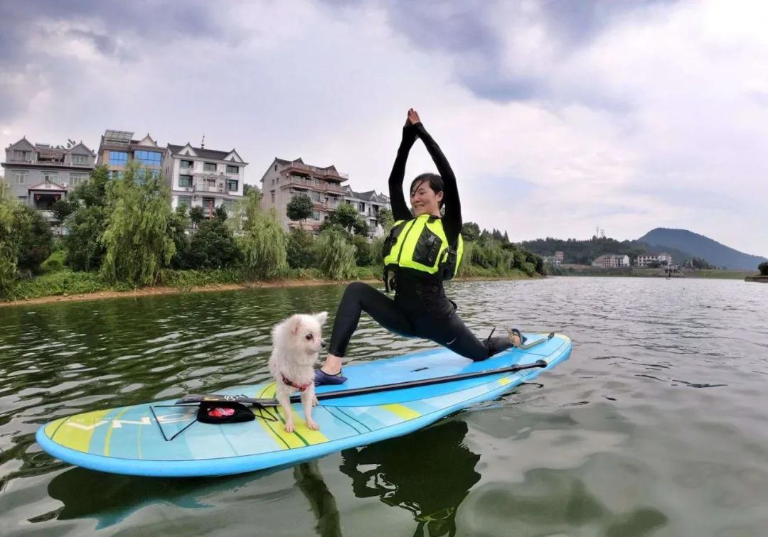 快艇摩托艇极速沙发SUP板…桐洲岛亚联飞行营地“上新”水上玩法!想体验吗?免费