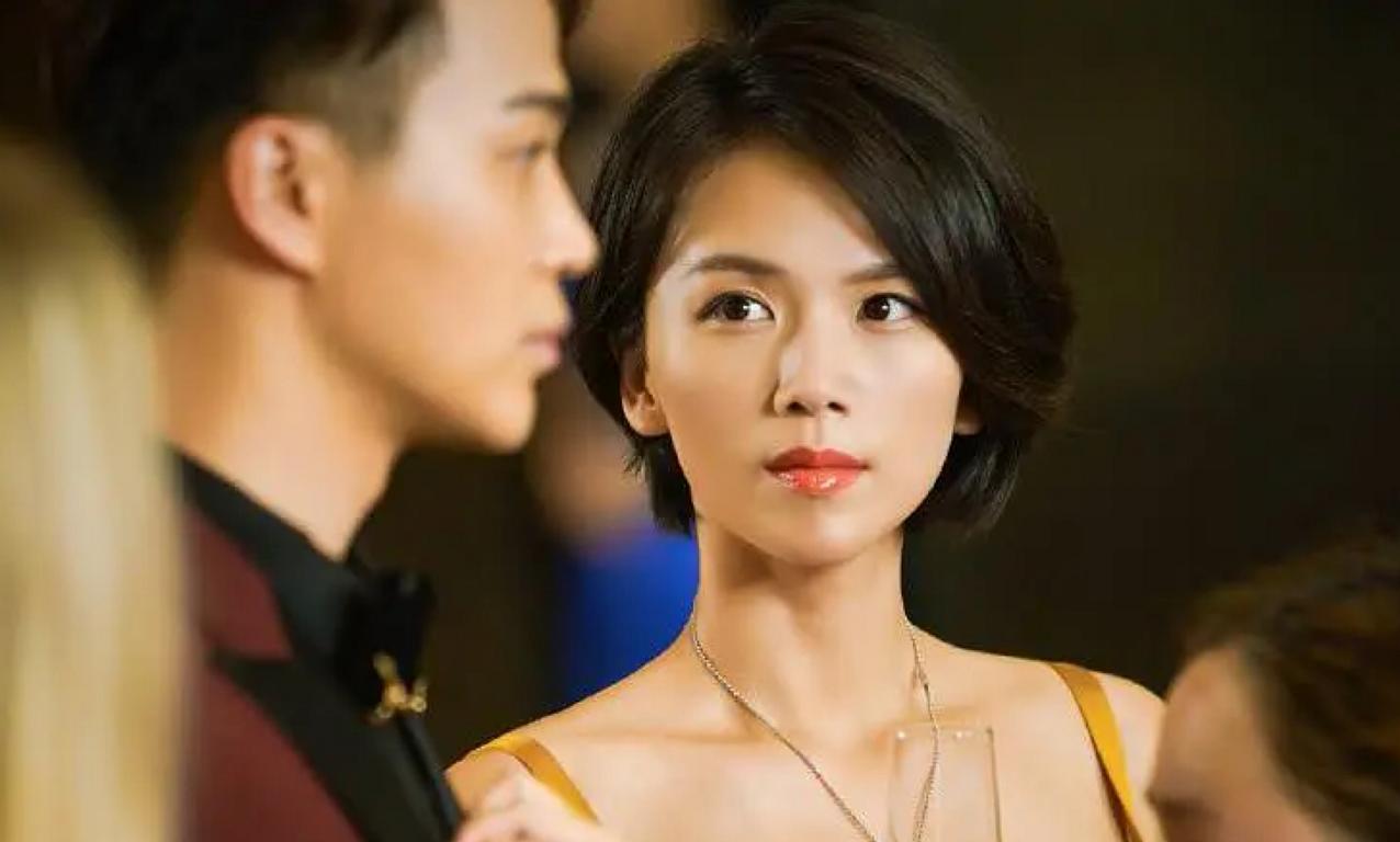 明星撞脸不可怕性别不同就尴尬,意想不到的明星撞脸