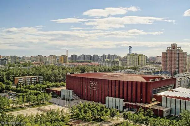 北京科技大学，一座如飞的高山