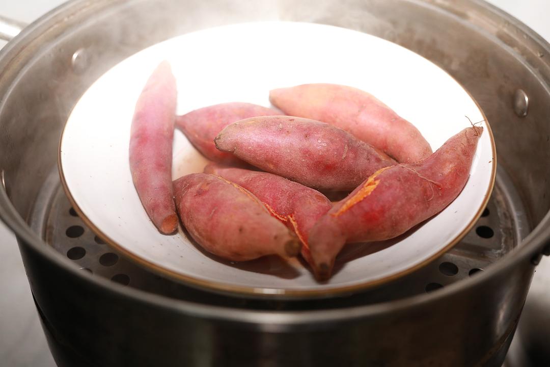 蒸红薯和水煮红薯哪个升糖比较快,蒸红薯需要锅上汽以后再放红薯吗