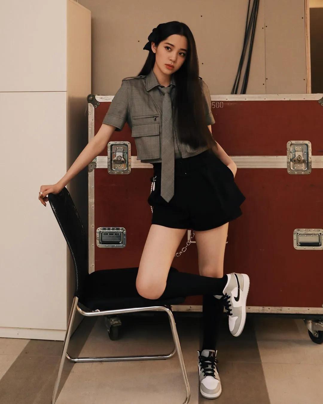 aj1mid小迪奥老款新款,aj1小迪奥mid上脚女款