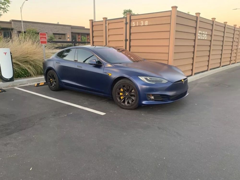 电动车无故被锁还报警怎么办,电动车莫名其妙被遥控器锁起来