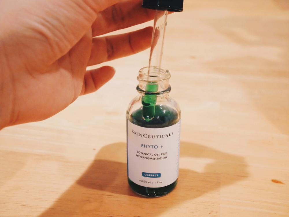 如何选择一款适合自己的精华液,很好用的一款精华液