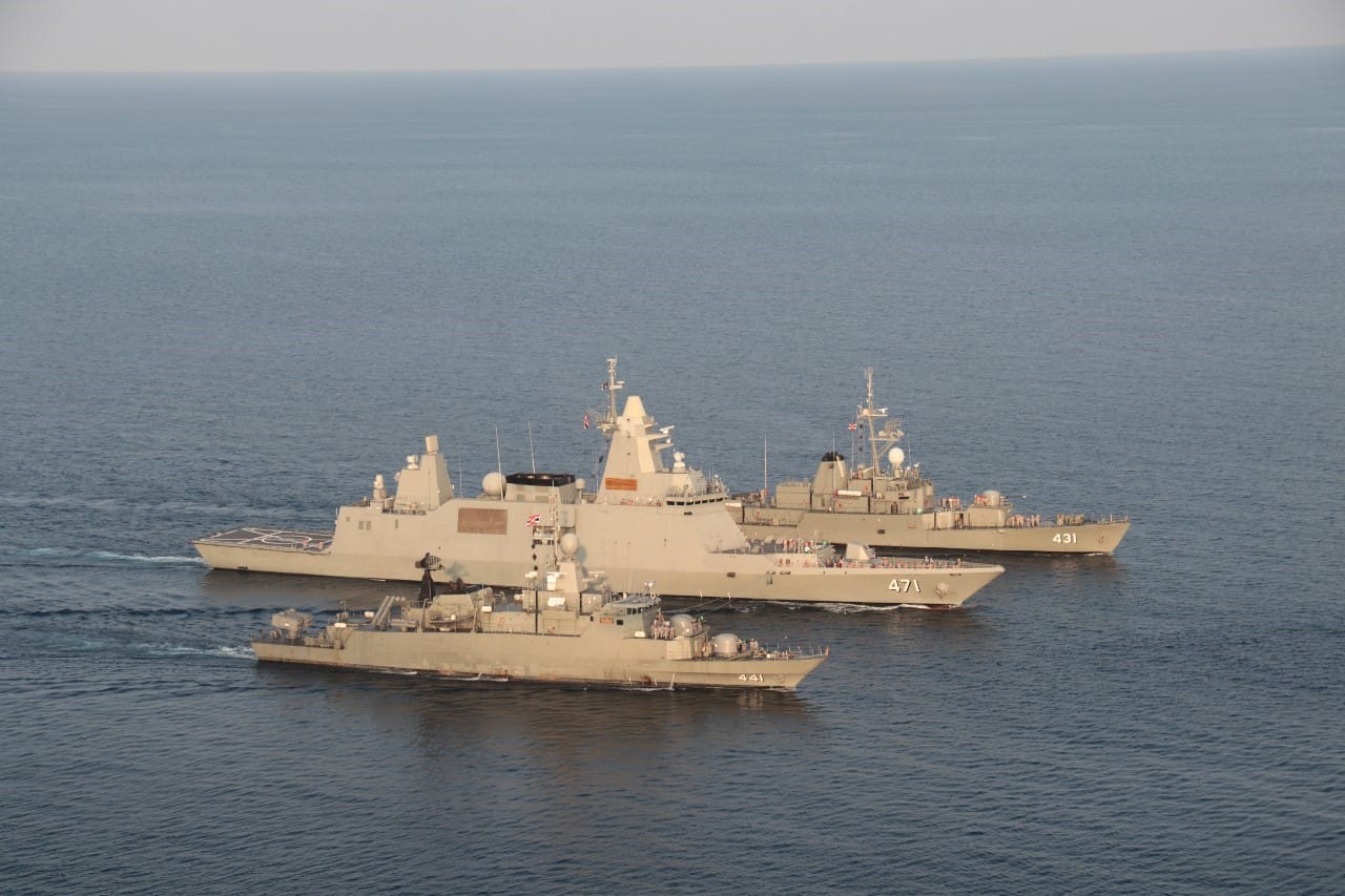 泰国海军演练反舰,泰国海军两栖舰