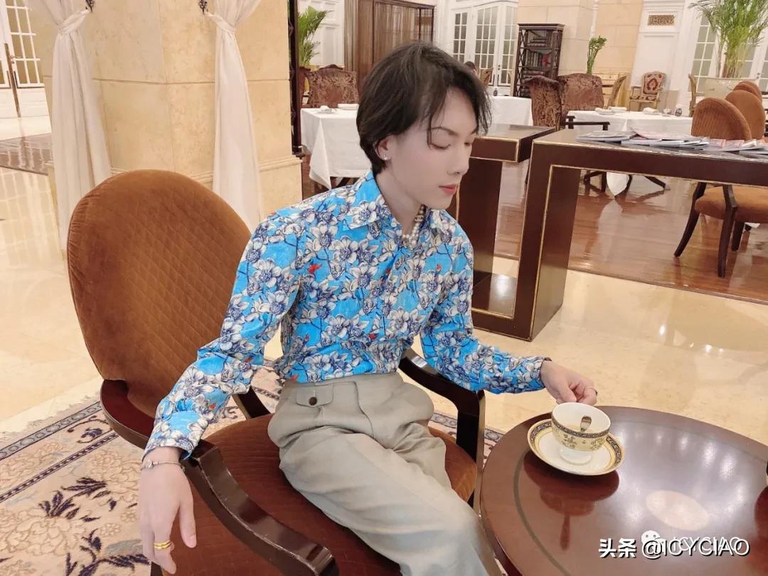 成衣定制最大的困难,对话95后白岩松视频