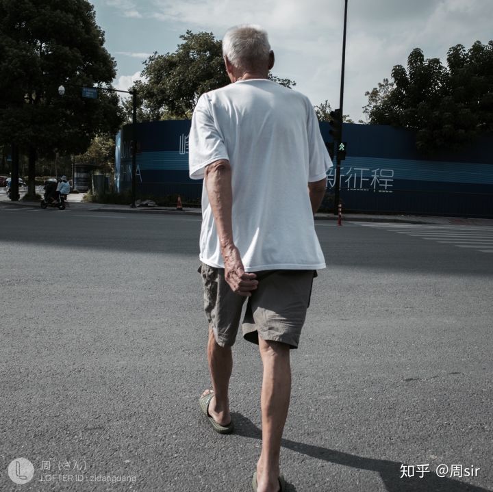 中央美术学院毕业后从政,中央美术学院毕业将来干嘛