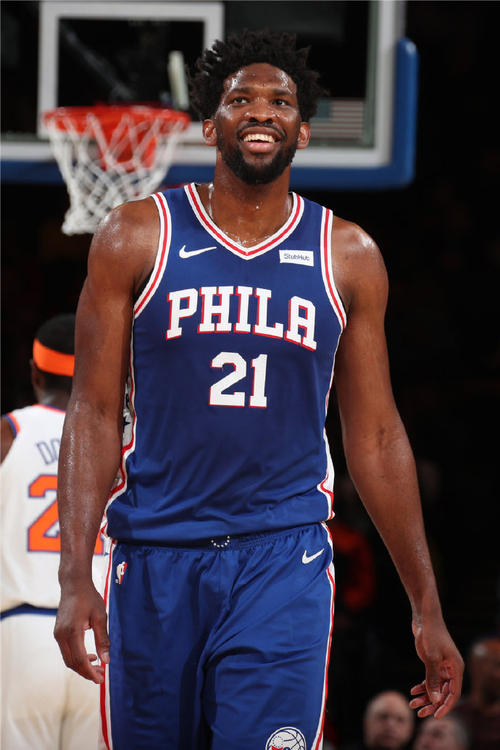 恩比德6岁杀狮子,恩比德小时候真的杀过狮子吗