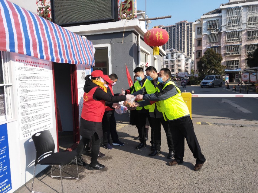 春风万里行,抗疫不了情