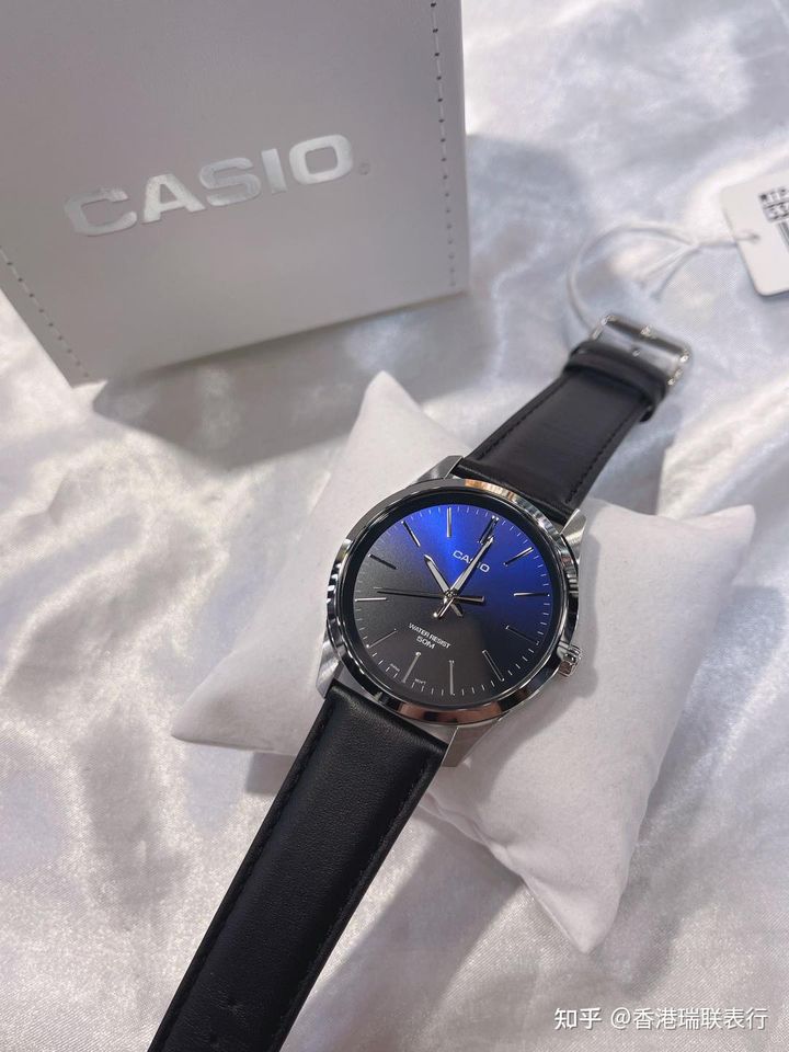 知乎高赞:有哪些值得选购的小众极简表款?