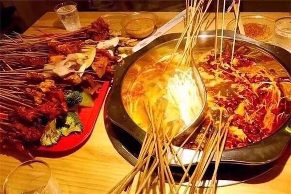 春节去哪里旅游好吃的多一点,好嗨哟吃喝玩乐