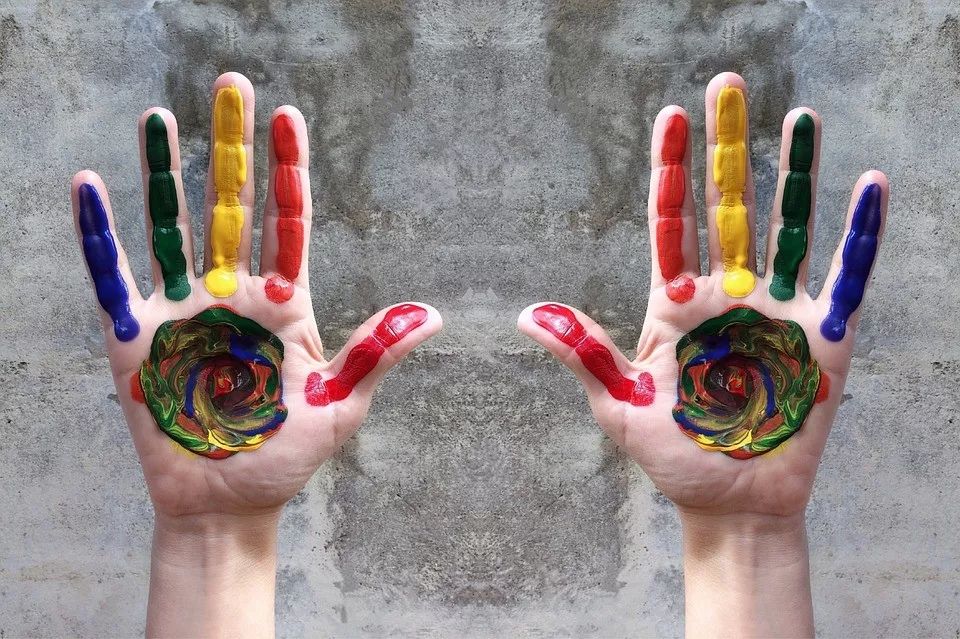 焦虑型vs回避型依恋者该如何挽回,回避型依恋和焦虑型依恋相爱相杀