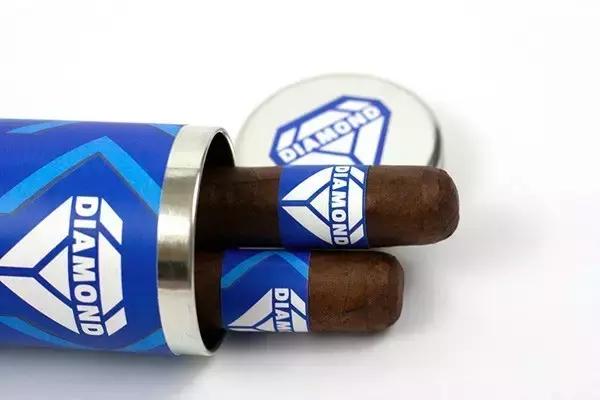 大多数人都有的奢侈品包包,世界十大奢侈品之一我们值得拥有