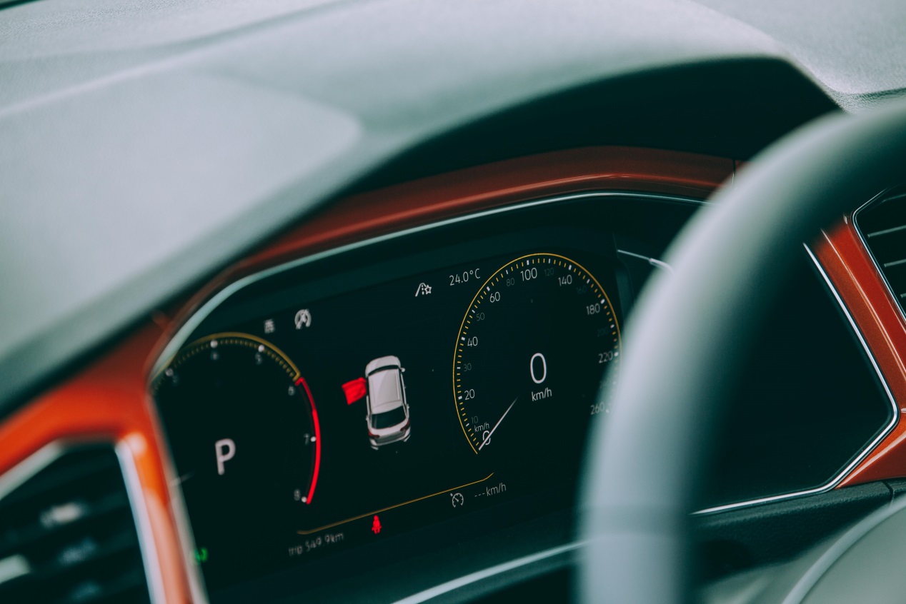 这台suv诚意满满,这款德系车只卖6万元却非常耐造