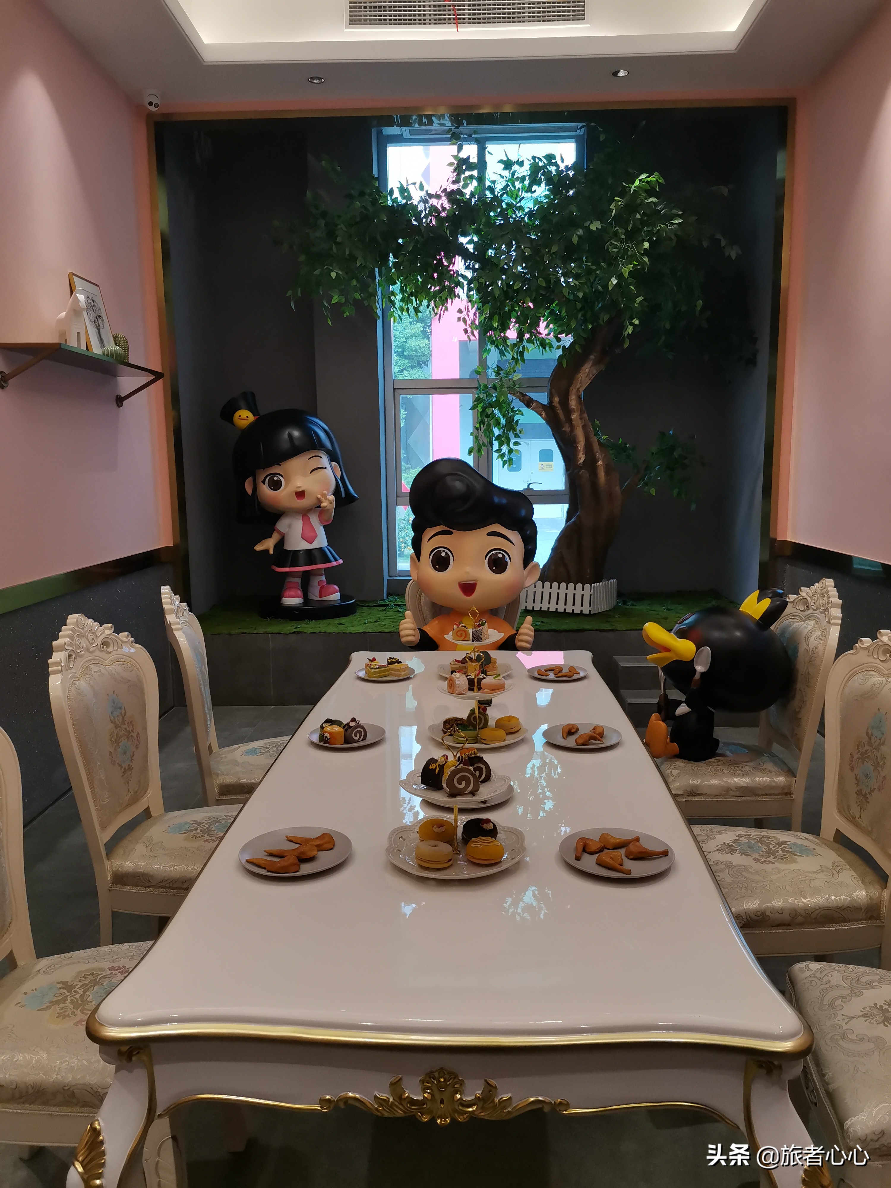 武汉迪士尼现场,武汉周黑鸭实拍