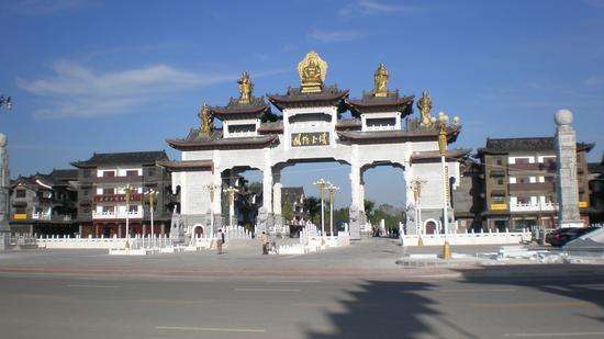 石佛寺哈妮和田玉直播,石佛寺直播卖和田玉的猫腻