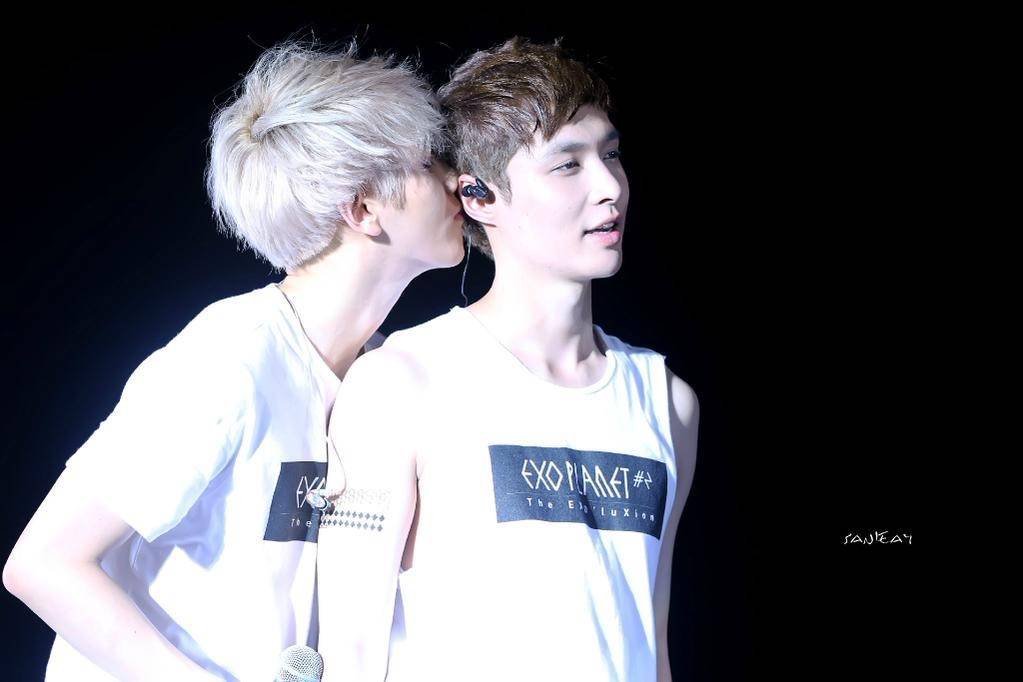 张艺兴和边伯贤,边伯贤张艺兴衣服互穿搭