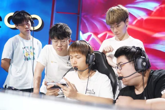 QG又搞大事情！招募青训选手，征战KGL联赛，组建另一个QGhappy？