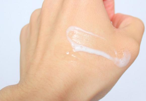 佰草集太极日月焕颜精华,佰草集鎏金焕颜太极日月精华乳