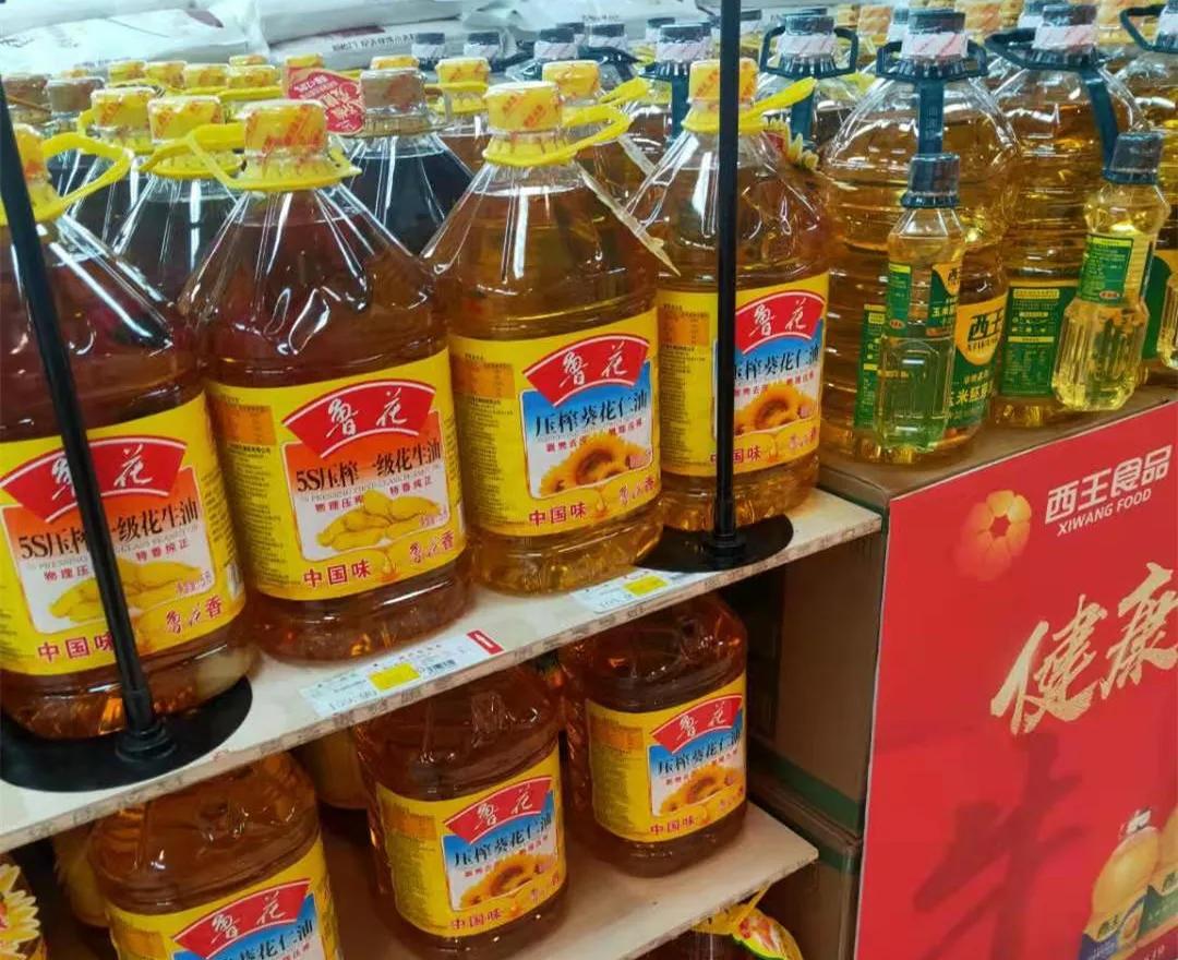 把关爱送到职工的心坎上！中原大化濮阳园区工会春节慰问如火如荼