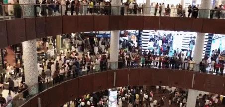 王一博肖战防晒喷雾,李现王一博用防晒喷雾