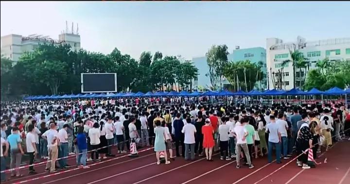 在中国倒闭的富士康有哪些,现在的富士康还没倒闭吗