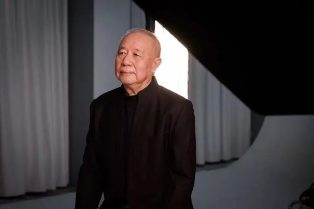 坐牢18年，264套房，他是*子骗**还是天才？