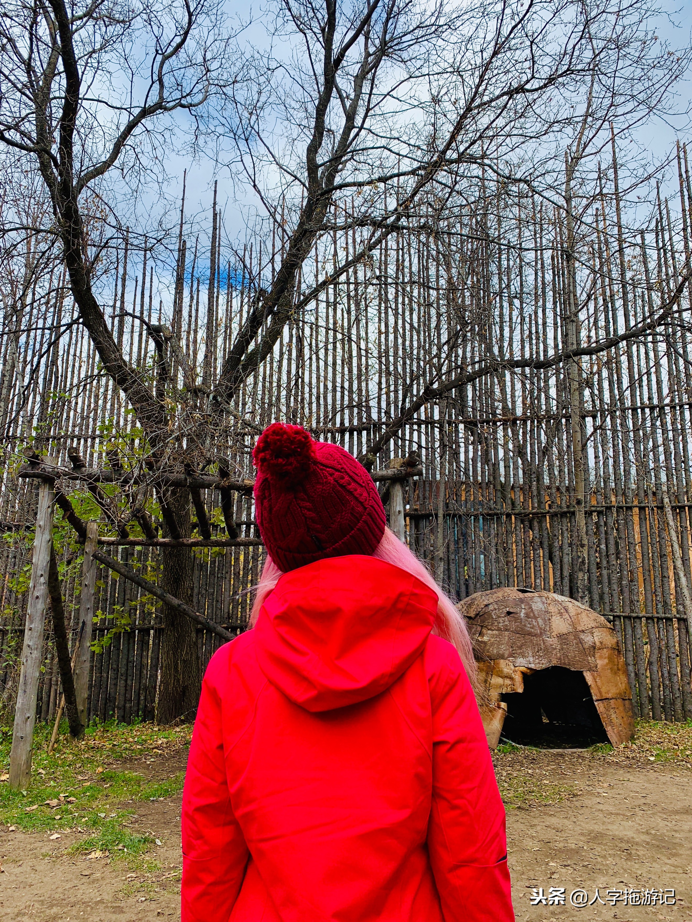 冬日极客,加拿大Wendake穿着狼爪去狼族