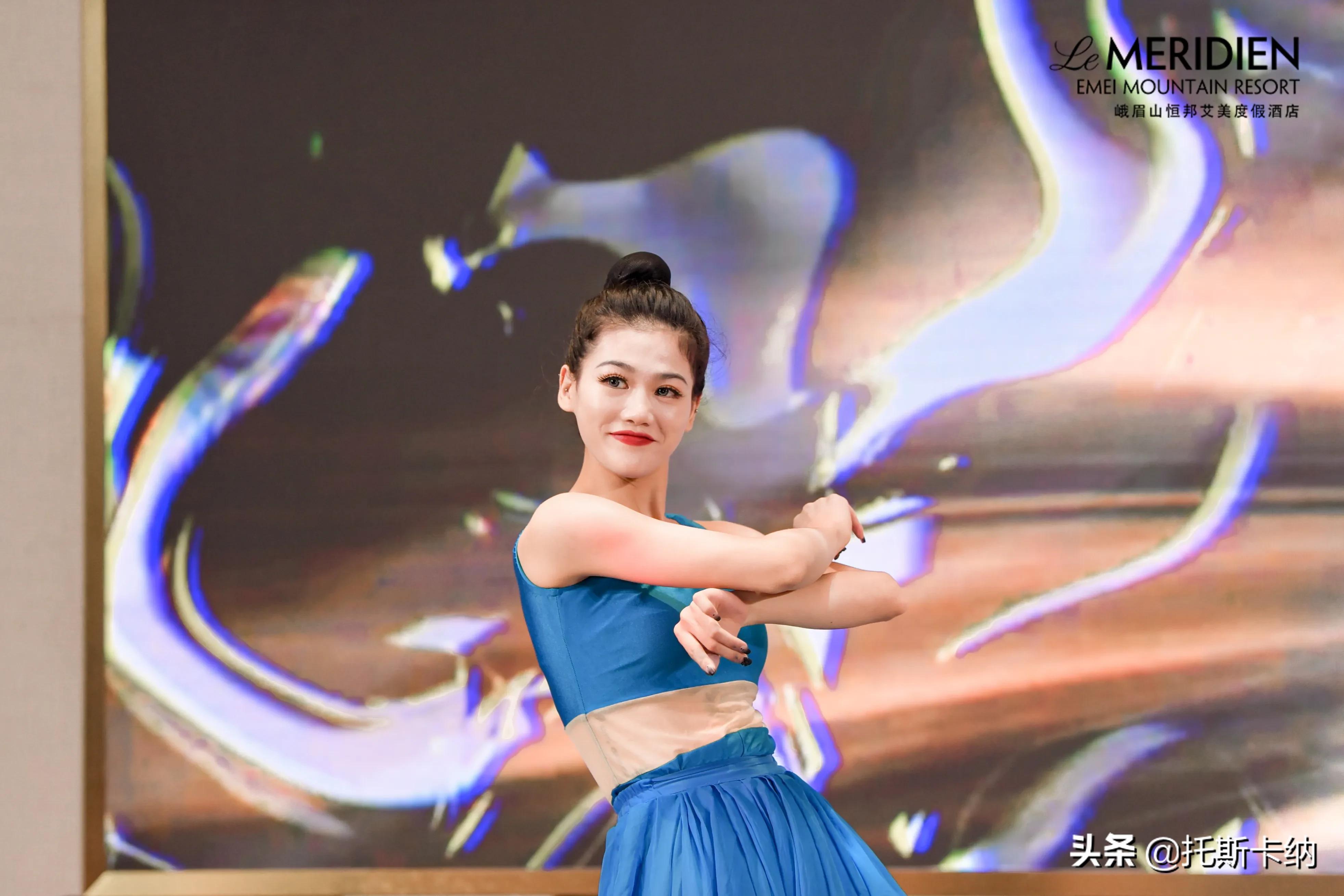 峨眉山恒邦艾美度假酒店多少钱,峨眉山恒邦艾美度假酒店图文直播