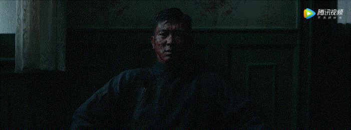 国产电影大男主没市场了？看完他演的“变态”，三场戏就征服全场