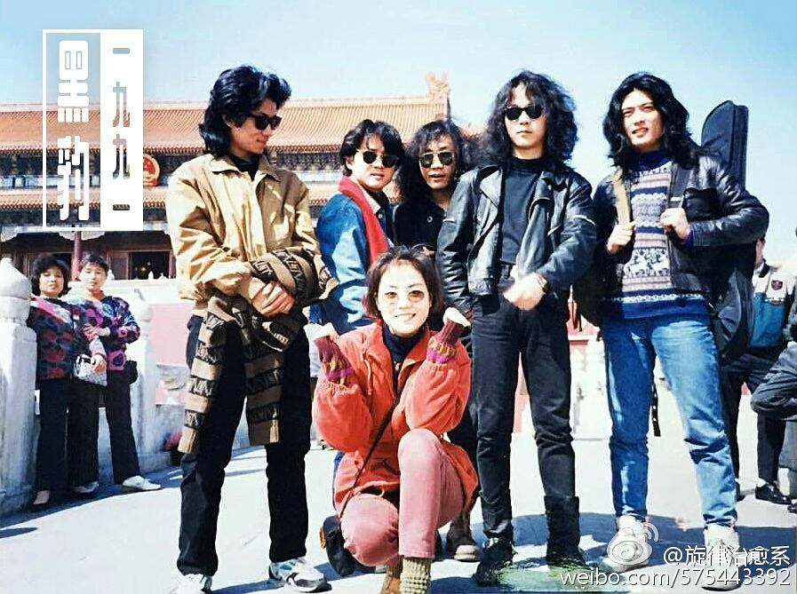 49岁窦唯近照曝光依然仙风道骨,窦唯到底是仙儿还是落魄