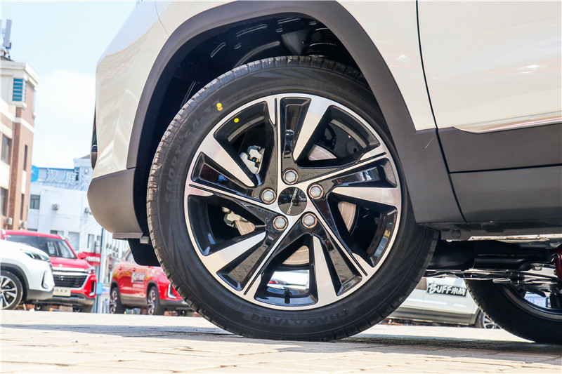 北京智达x3和长安cs35,长安cs35和北汽x3哪个好